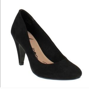 American Rag Felix Closed Toe Classic Pump Heel Black